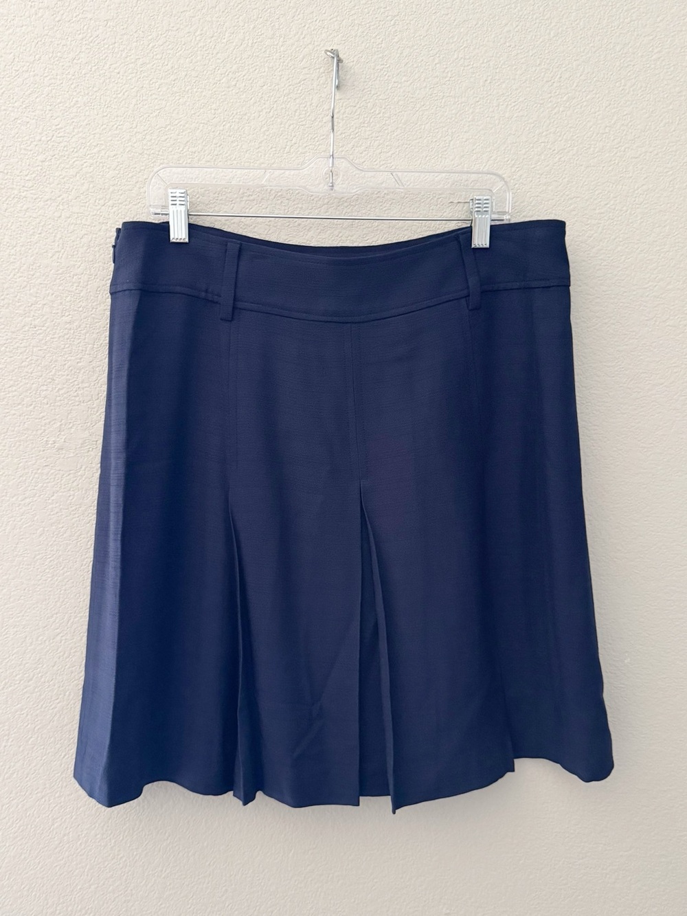 J. Crew 2025 Pleated Knee Length Skirt 14 Navy Blue Classic Minimalist Preppy - Picture 5 of 10
